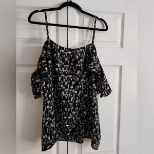 Shein cold shoulder blouse. Size 3x multicolor flowers.